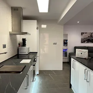 Appartement Espacioso De Diseno A 3 Min Renfe., Cordoue